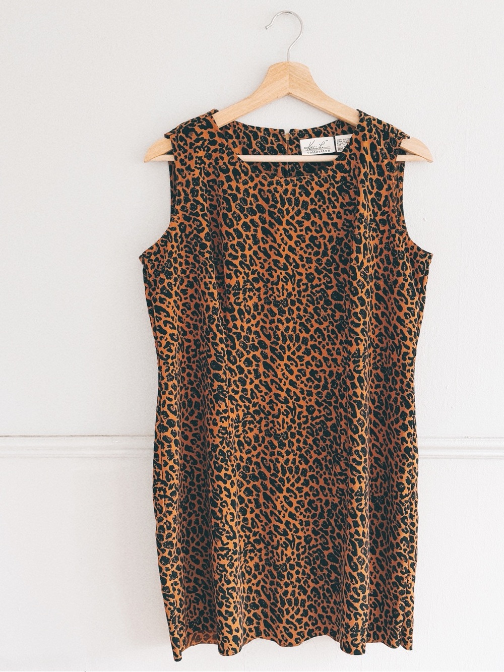 KATHIE LEE COLLECTION > Leopard Shift Dress